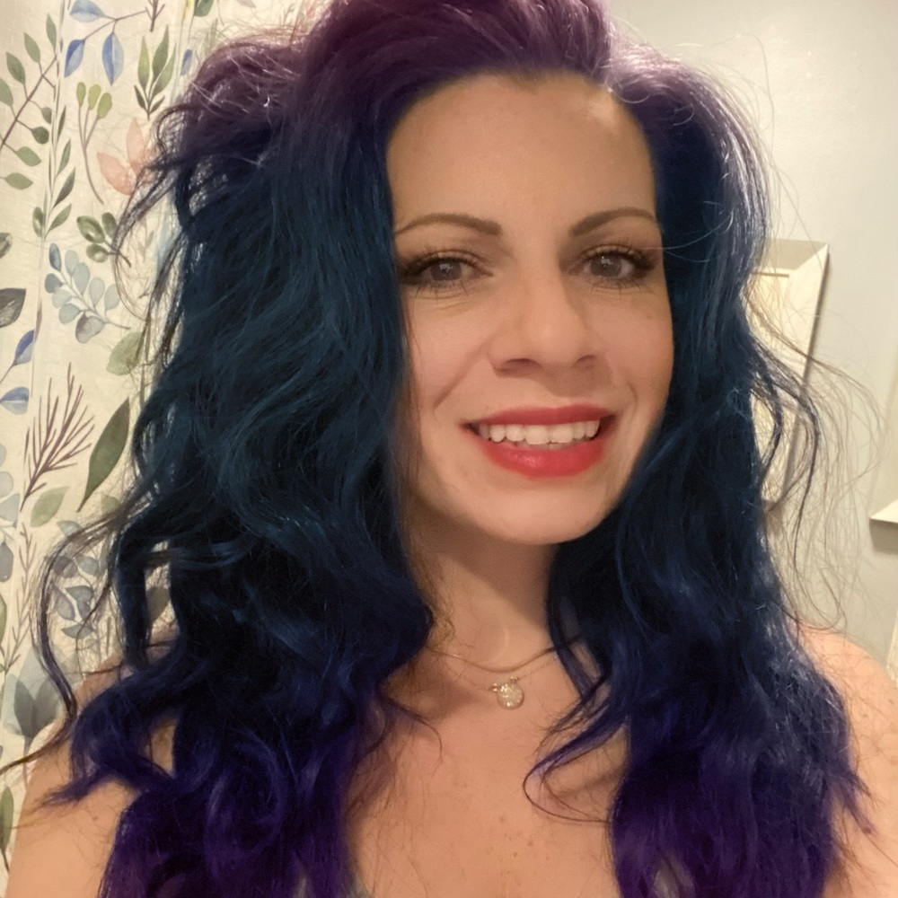 Meet your Posher, Julie